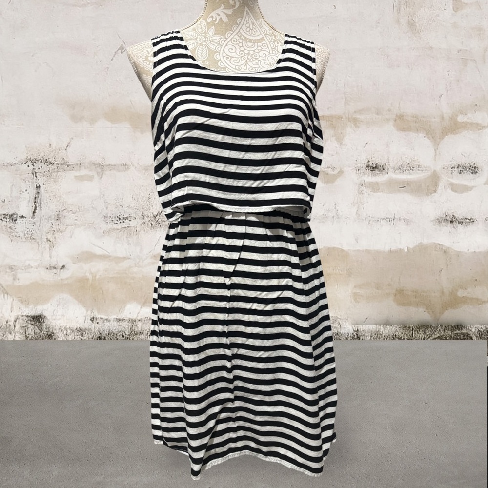 Faded Glory Black and White Striped Mini Dress Women’s Size Medium